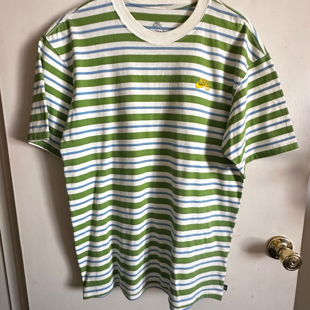 Nike Men's Green Striped Shirt